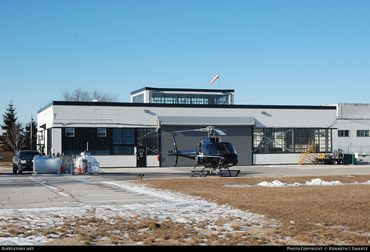 Airport photo of Toronto - Downsview Four Seasons Aviation Heliport (closed) in Ontario, Canada | AirHistory.net #431787