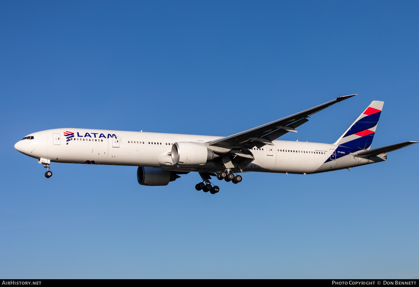 Aircraft Photo of PT-MUG | Boeing 777-32W/ER | LATAM Airlines | AirHistory.net #431942