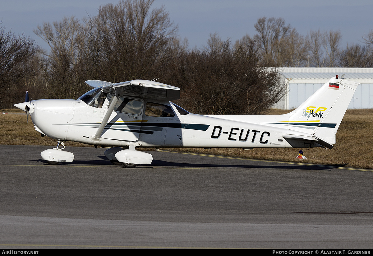 Aircraft Photo of D-EUTC | Cessna 172S Skyhawk SP | AirHistory.net #431946