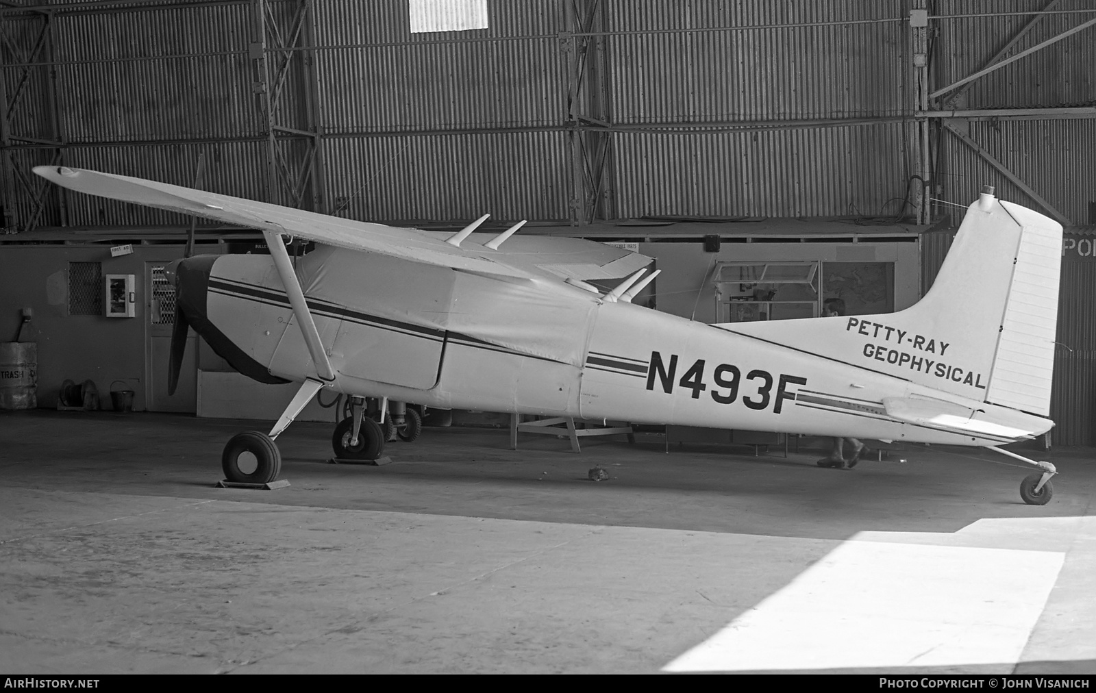 Aircraft Photo of N493F | Cessna 185 | Petty-Ray Geophysical | AirHistory.net #432026