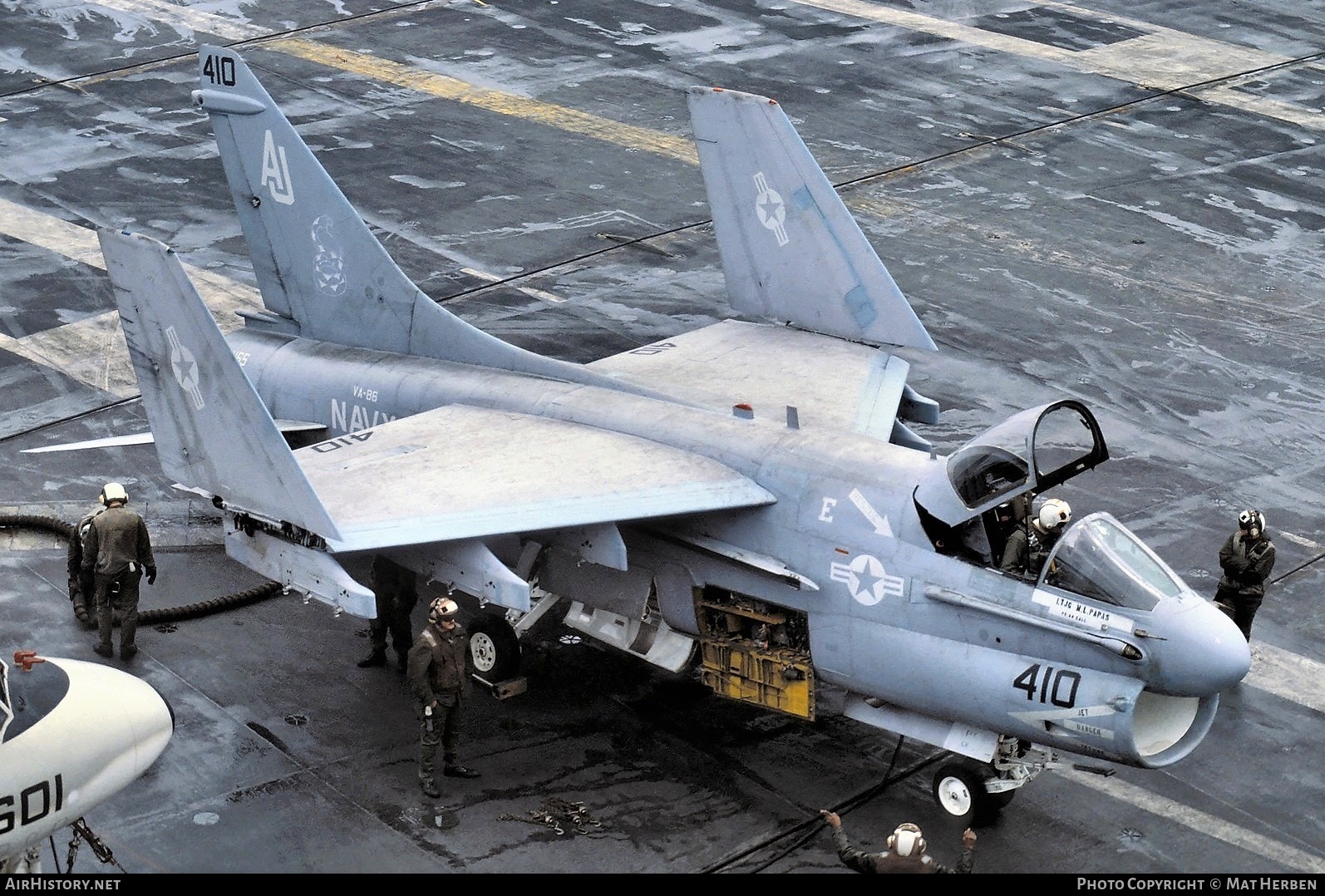 Aircraft Photo of 160563 | LTV A-7E Corsair II | USA - Navy | AirHistory.net #432081