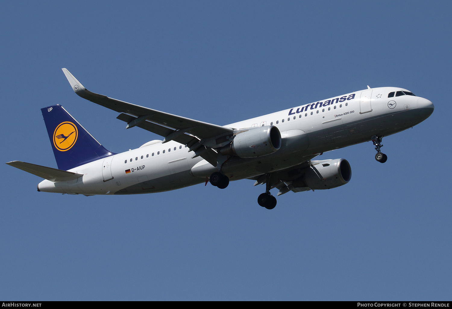 Aircraft Photo of D-AIUP | Airbus A320-214 | Lufthansa | AirHistory.net #432181