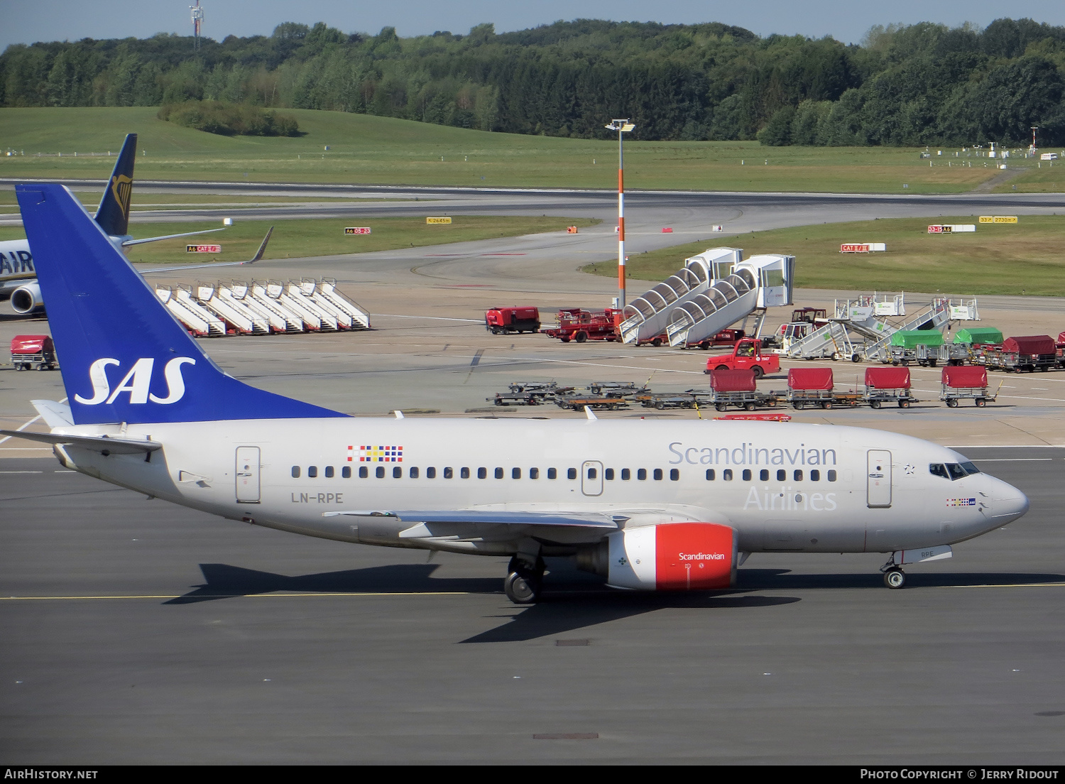 Aircraft Photo of LN-RPE | Boeing 737-683 | Scandinavian Airlines - SAS | AirHistory.net #432247