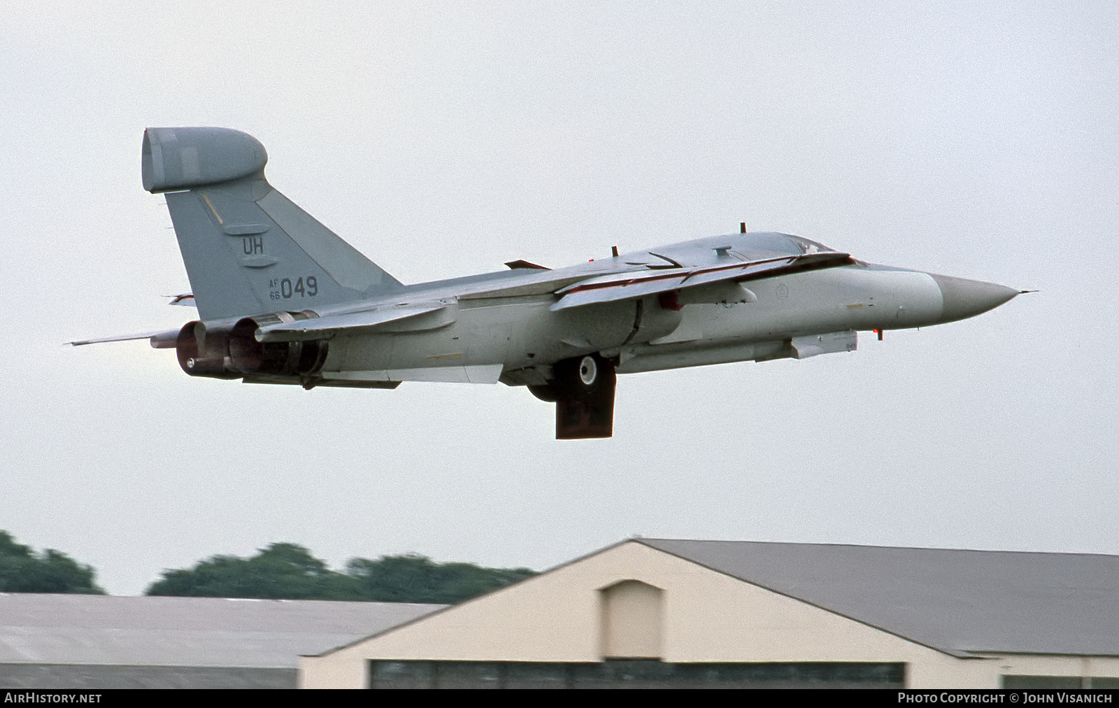 Aircraft Photo of 66-0049 / AF66-049 | General Dynamics EF-111A Raven | USA - Air Force | AirHistory.net #432324