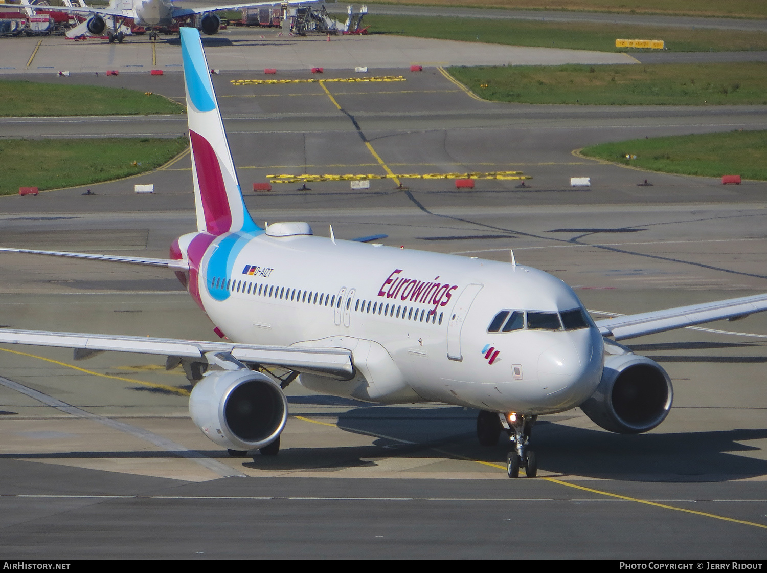 Aircraft Photo of D-AIZT | Airbus A320-214 | Eurowings | AirHistory.net #432348