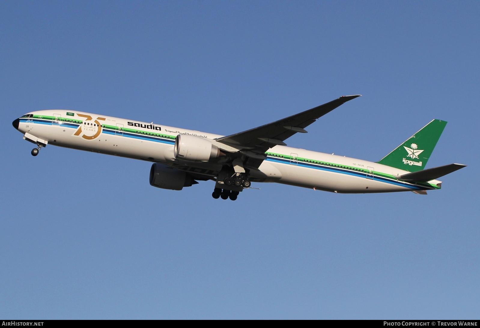 Aircraft Photo of HZ-AK28 | Boeing 777-368/ER | Saudia - Saudi Arabian Airlines | AirHistory.net #432494