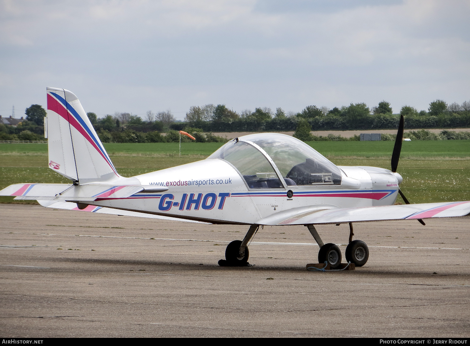 Aircraft Photo of G-IHOT | Cosmik EV-97 TeamEurostar UK | Exodus Airsports | AirHistory.net #432497