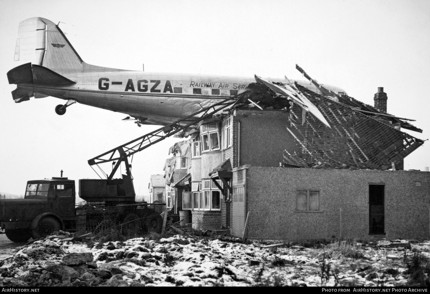 Aircraft Photo of G-AGZA | Douglas C-47A Dakota Mk.3 | Railway Air Services | AirHistory.net #432506