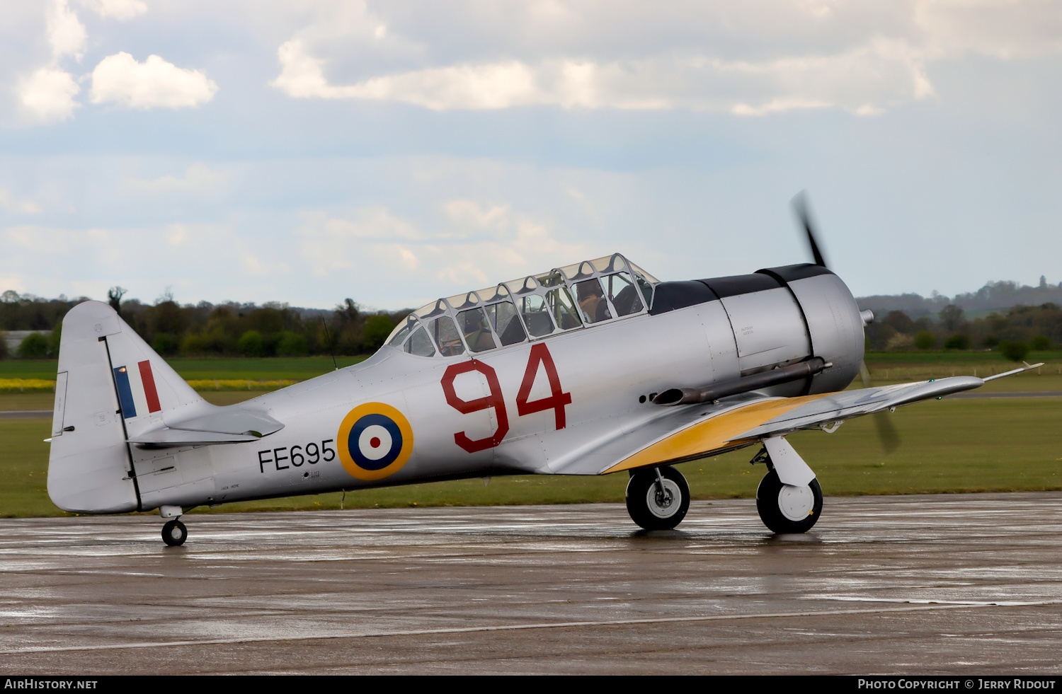 Aircraft Photo of G-BTXI / FE695 | North American AT-16 Harvard IIB | UK - Air Force | AirHistory.net #432817