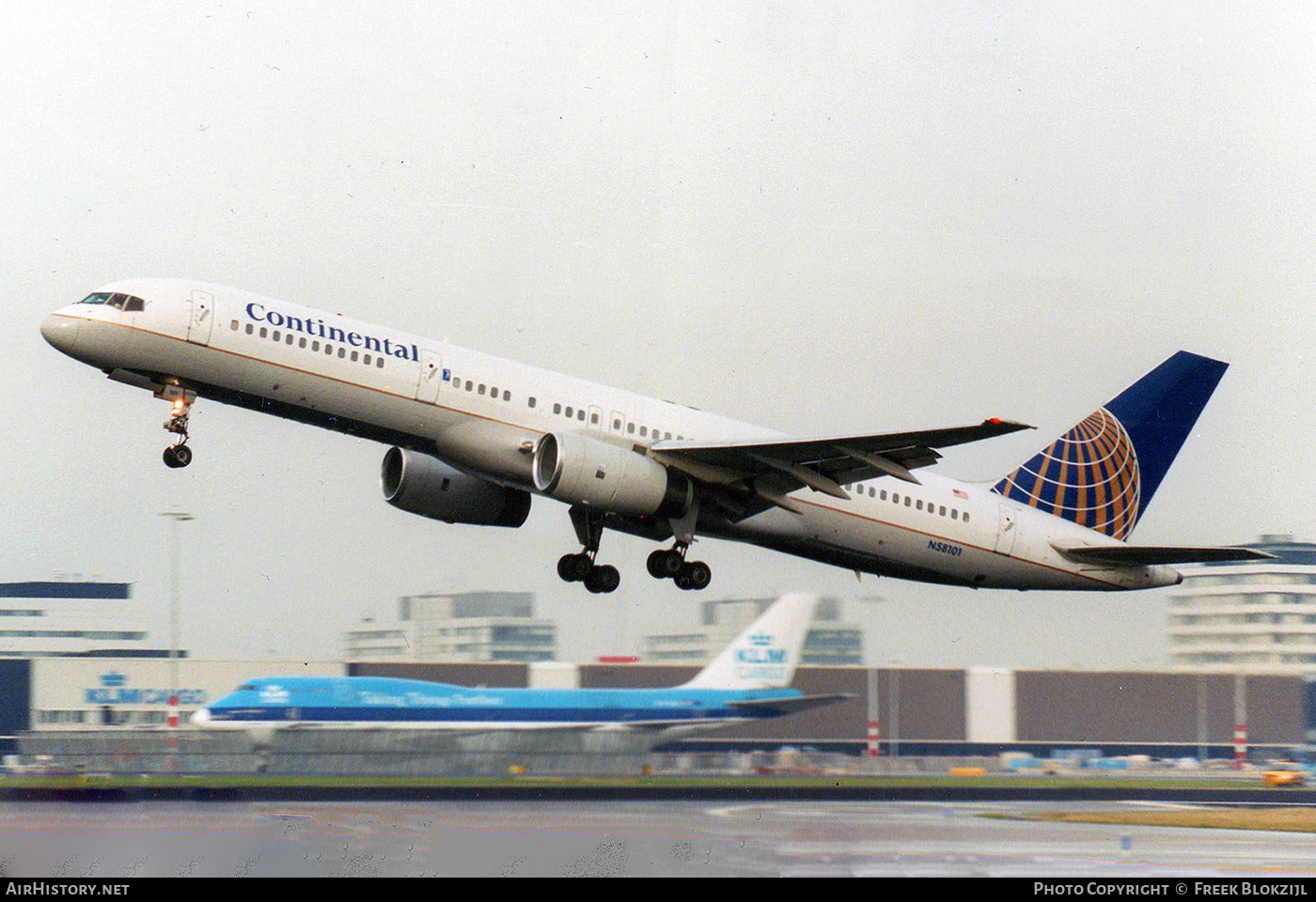 Aircraft Photo of N58101 | Boeing 757-224 | Continental Airlines | AirHistory.net #432925