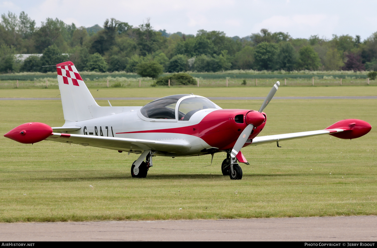 Aircraft Photo of G-RAZI | SIAI-Marchetti SF-260 | AirHistory.net #432965