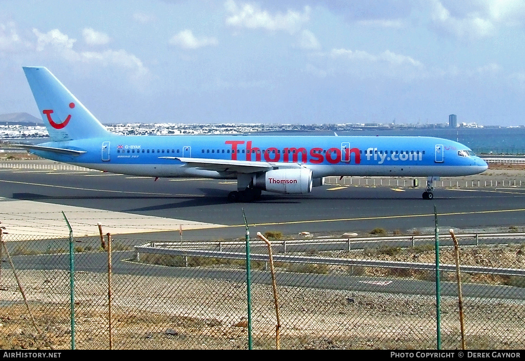 Aircraft Photo of G-BYAK | Boeing 757-204 | Thomsonfly | AirHistory.net #433029