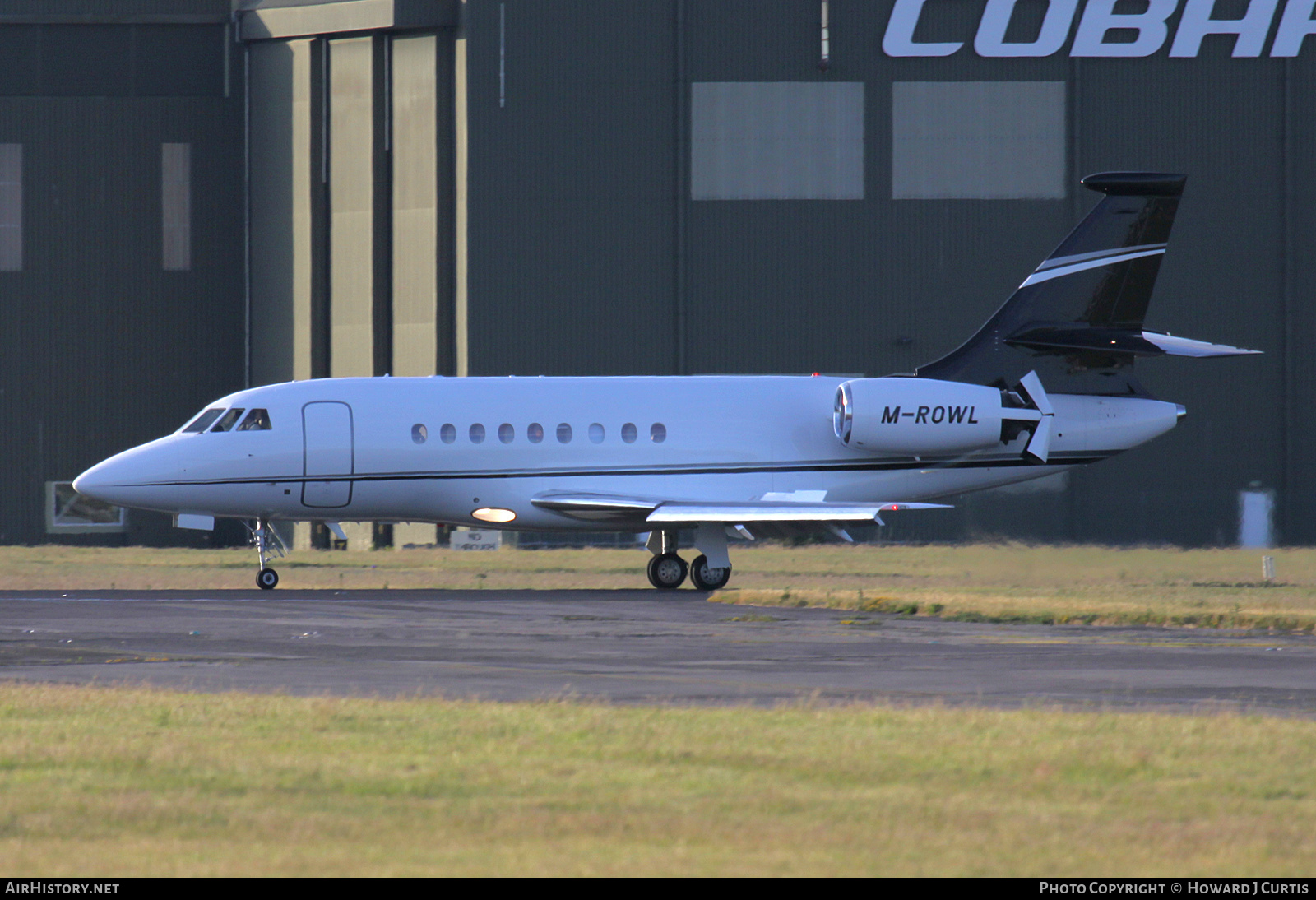 Aircraft Photo of M-ROWL | Dassault Falcon 2000EX EASy | AirHistory.net #433104