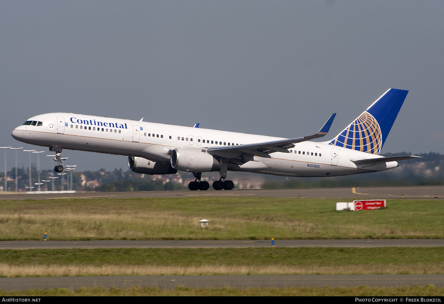 Aircraft Photo of N33103 | Boeing 757-224 | Continental Airlines | AirHistory.net #433152