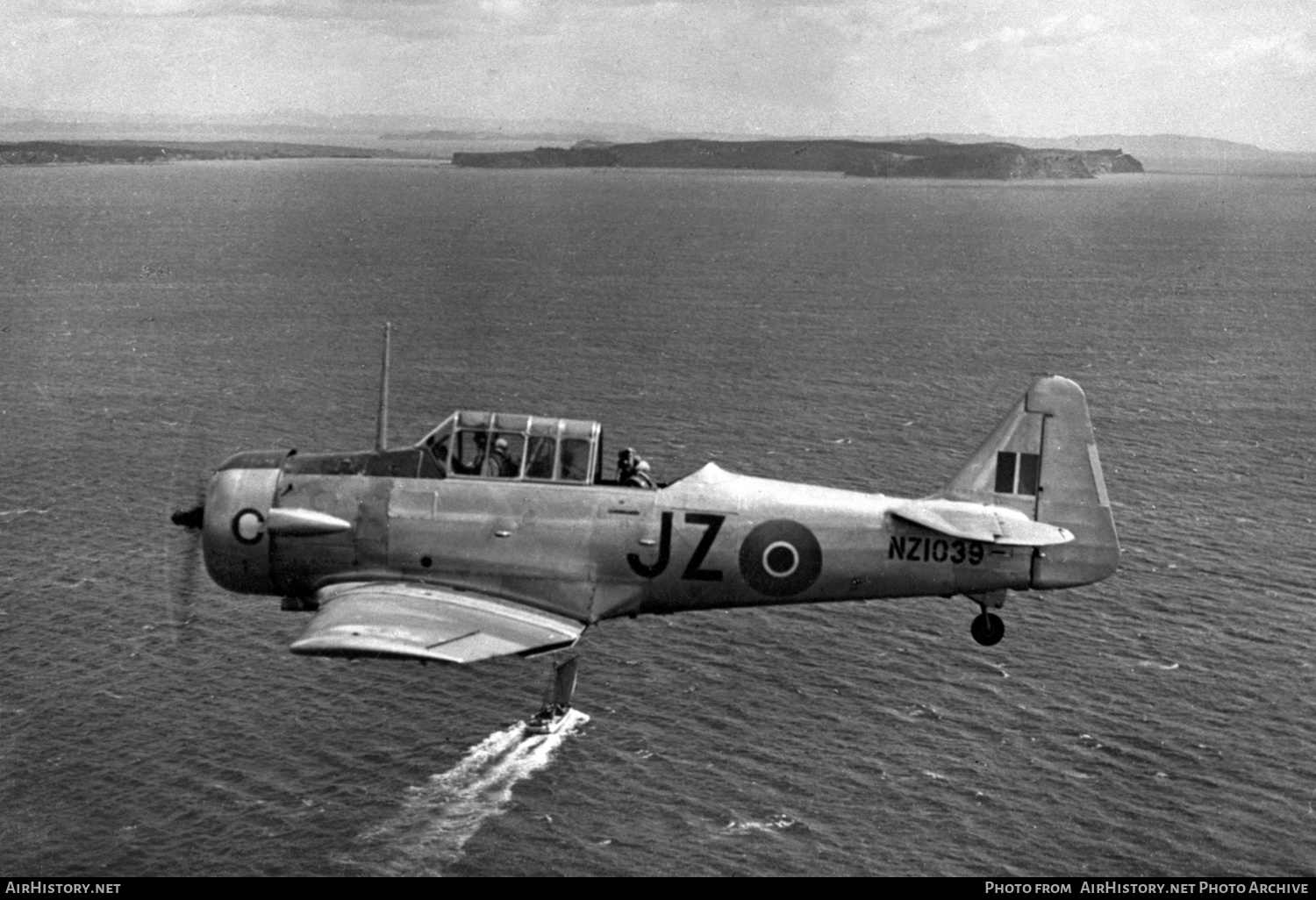 Aircraft Photo of NZ1039 | North American AT-6C Harvard IIA | New Zealand - Air Force | AirHistory.net #433231