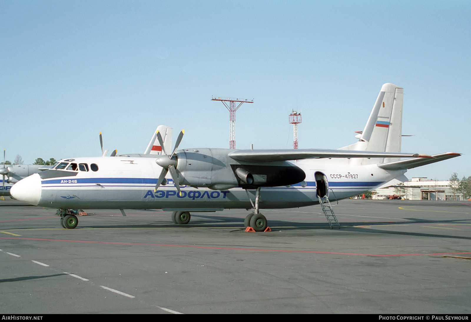 Aircraft Photo of CCCP-47827 | Antonov An-24B | Aeroflot | AirHistory.net #433286