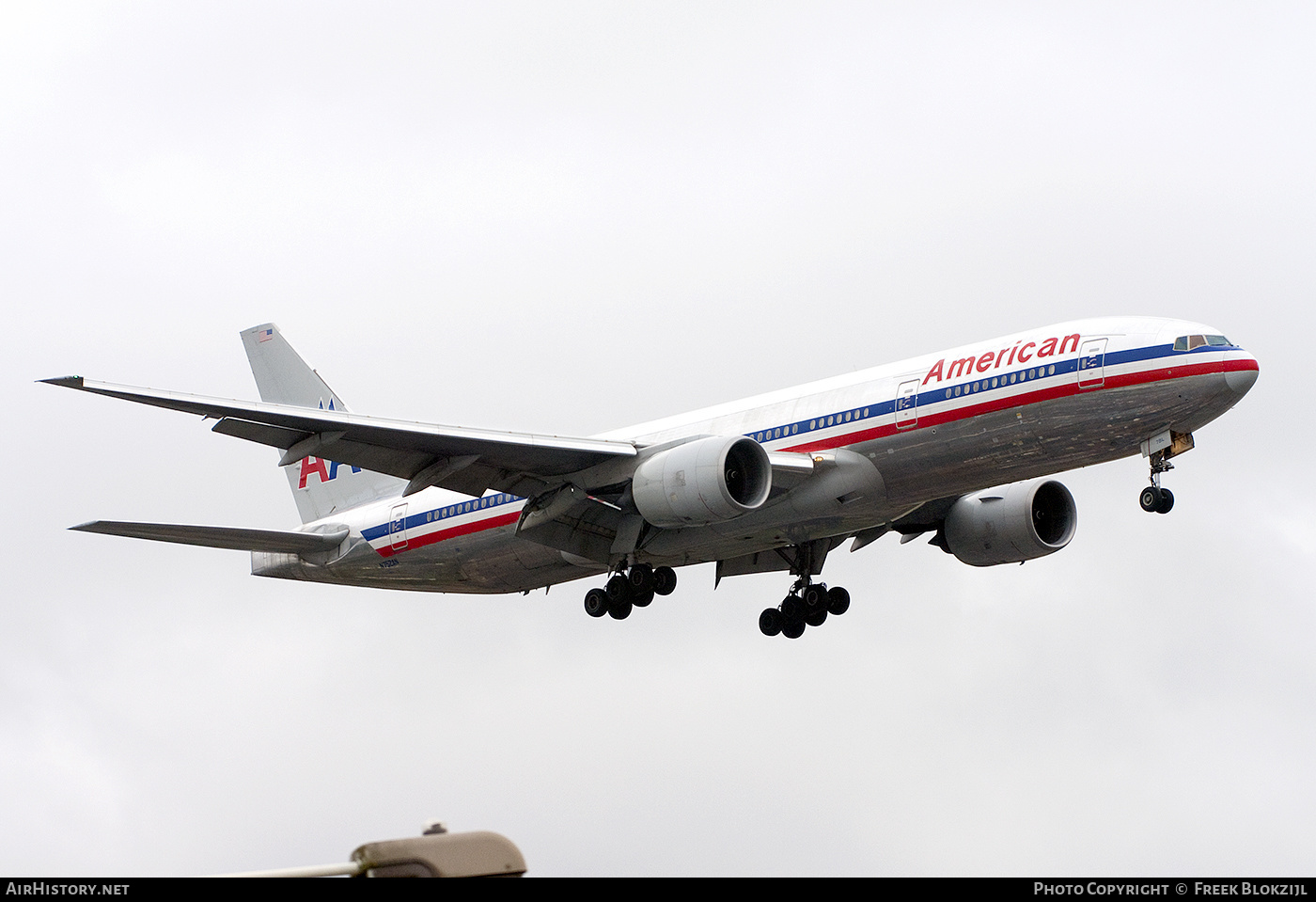 Aircraft Photo of N752AN | Boeing 777-223/ER | American Airlines | AirHistory.net #433335