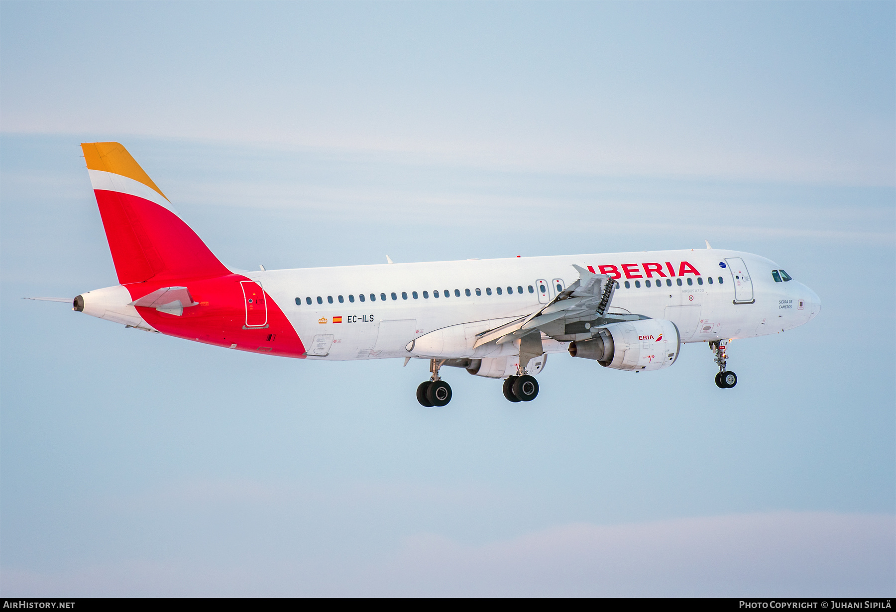 Aircraft Photo of EC-ILS | Airbus A320-214 | Iberia | AirHistory.net #433411