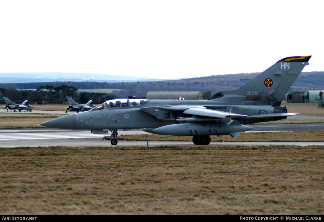 Aircraft Photo of ZE200 | Panavia Tornado F3 | UK - Air Force | AirHistory.net #433444