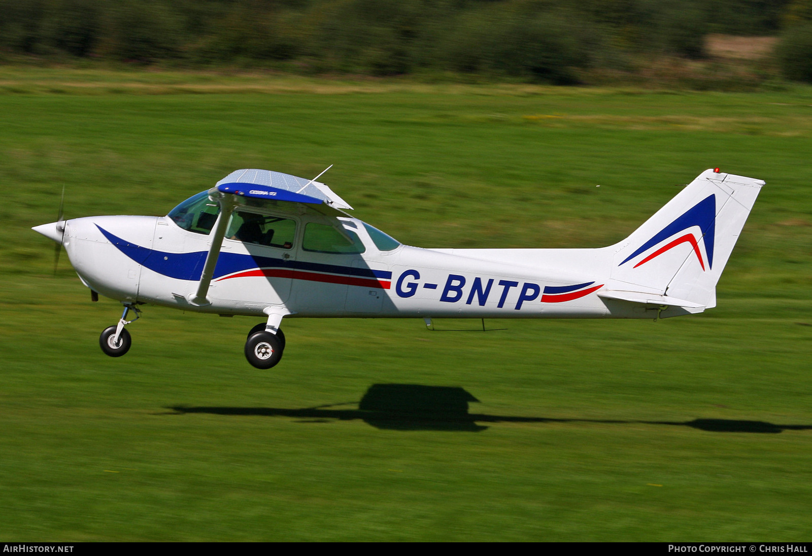 Aircraft Photo of G-BNTP | Cessna 172N Skyhawk | AirHistory.net #433449