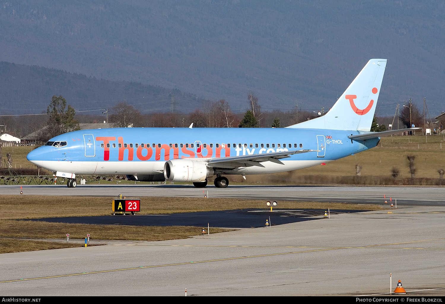 Aircraft Photo of G-THOL | Boeing 737-36N | Thomsonfly | AirHistory.net #433458