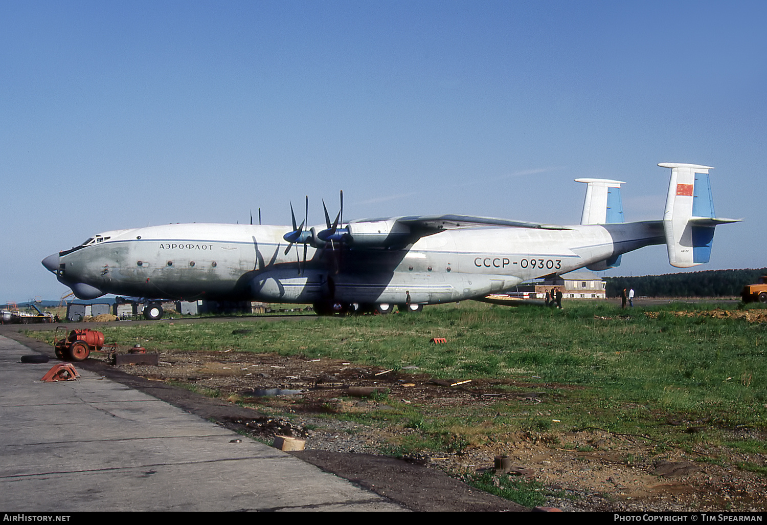 Aircraft Photo of CCCP-09303 | Antonov An-22A Antei | Aeroflot | AirHistory.net #433521
