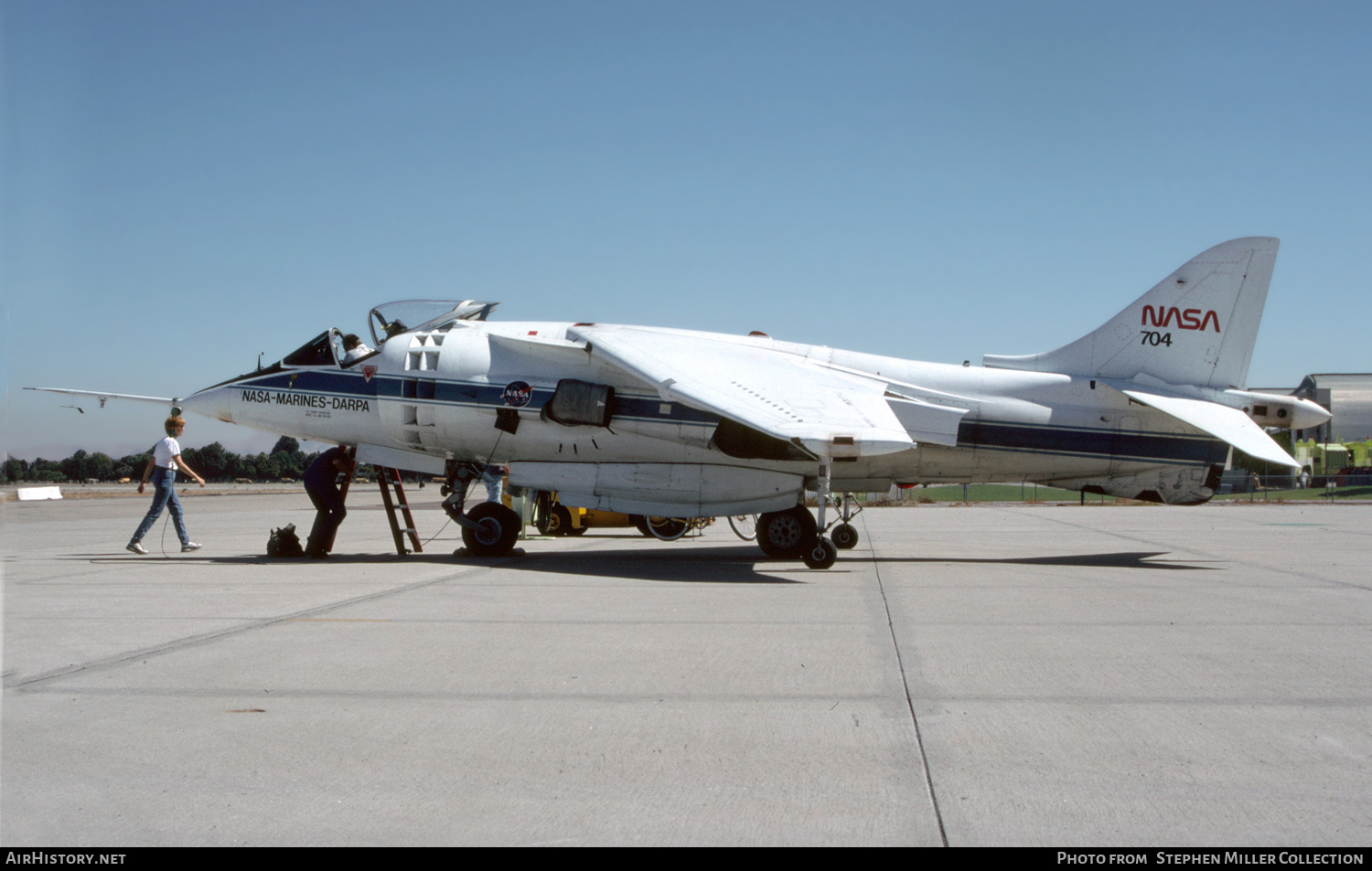 Aircraft Photo of NASA 704 / 158394 | YAV-8B | NASA - National Aeronautics and Space Administration | AirHistory.net #433545