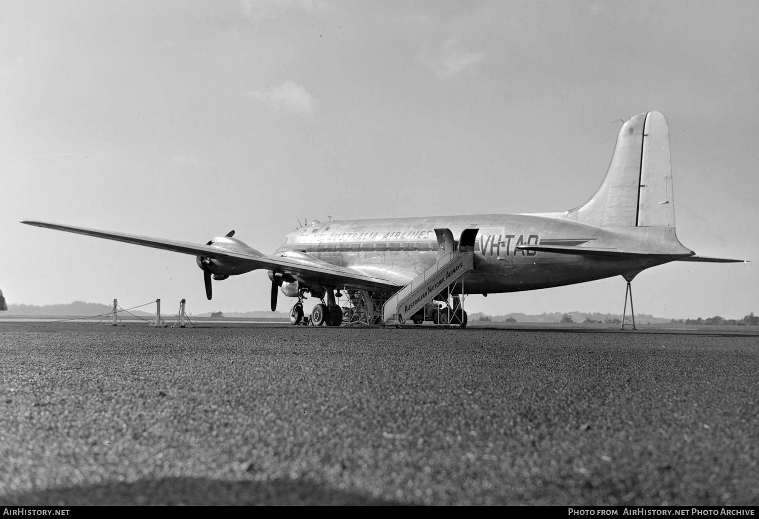 Aircraft Photo of VH-TAD | Douglas DC-4-1009 | Trans-Australia Airlines - TAA | AirHistory.net #433554