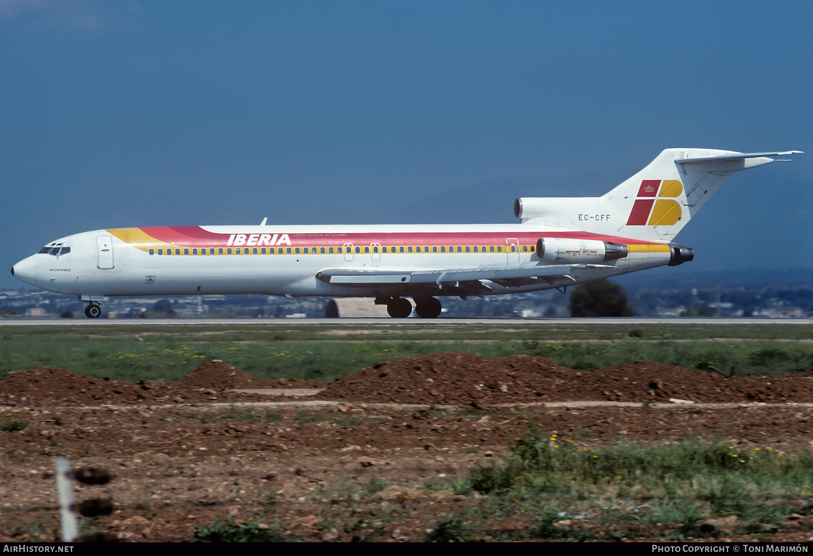 Aircraft Photo of EC-CFF | Boeing 727-256/Adv | Iberia | AirHistory.net #433562