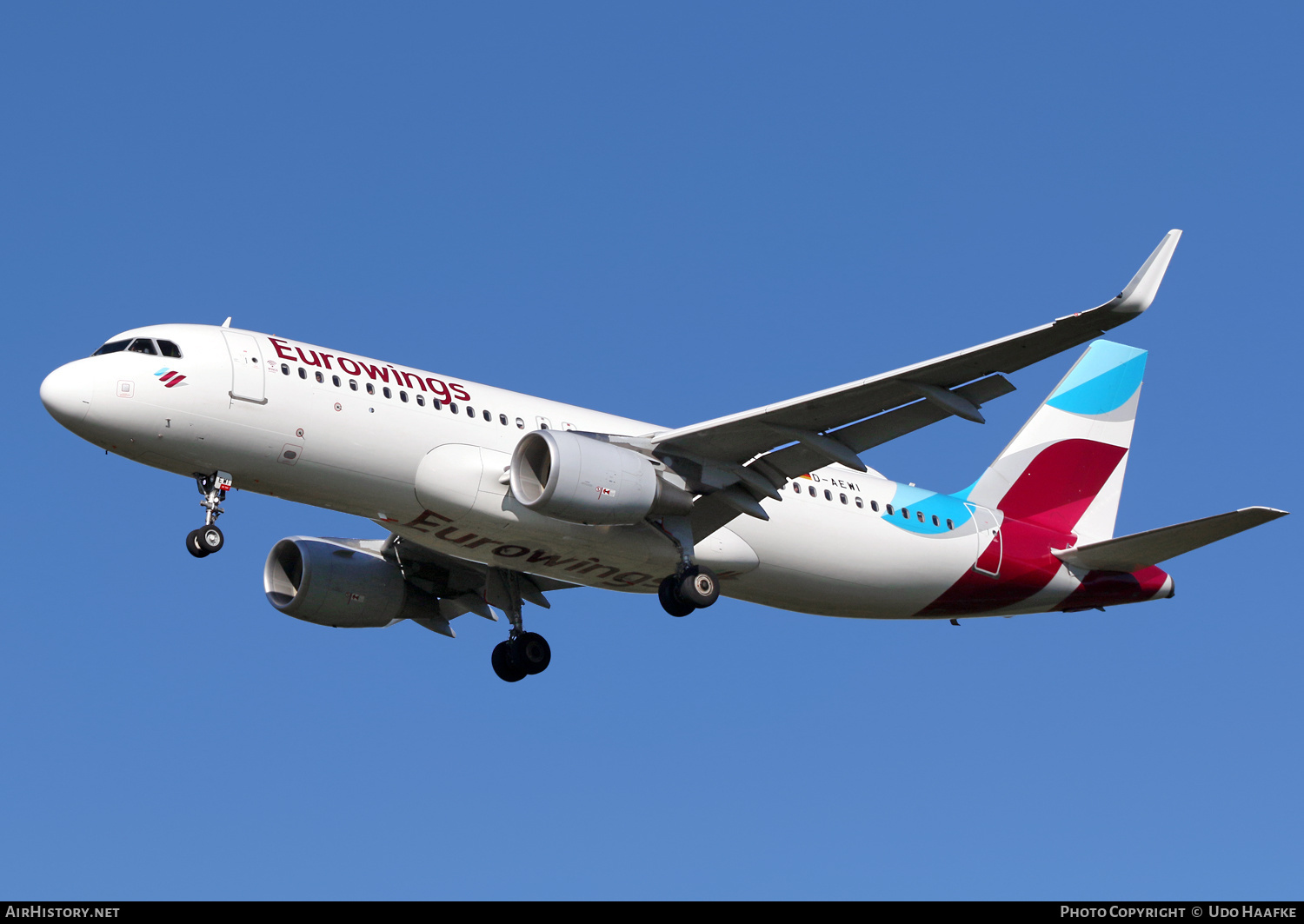 Aircraft Photo of D-AEWI | Airbus A320-214 | Eurowings | AirHistory.net #433574