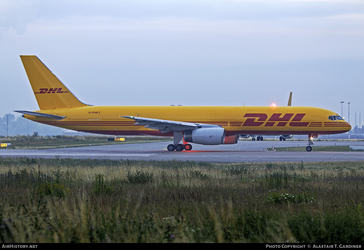 Aircraft Photo of G-DHKZ | Boeing 757-236(PCF) | DHL International | AirHistory.net #433603