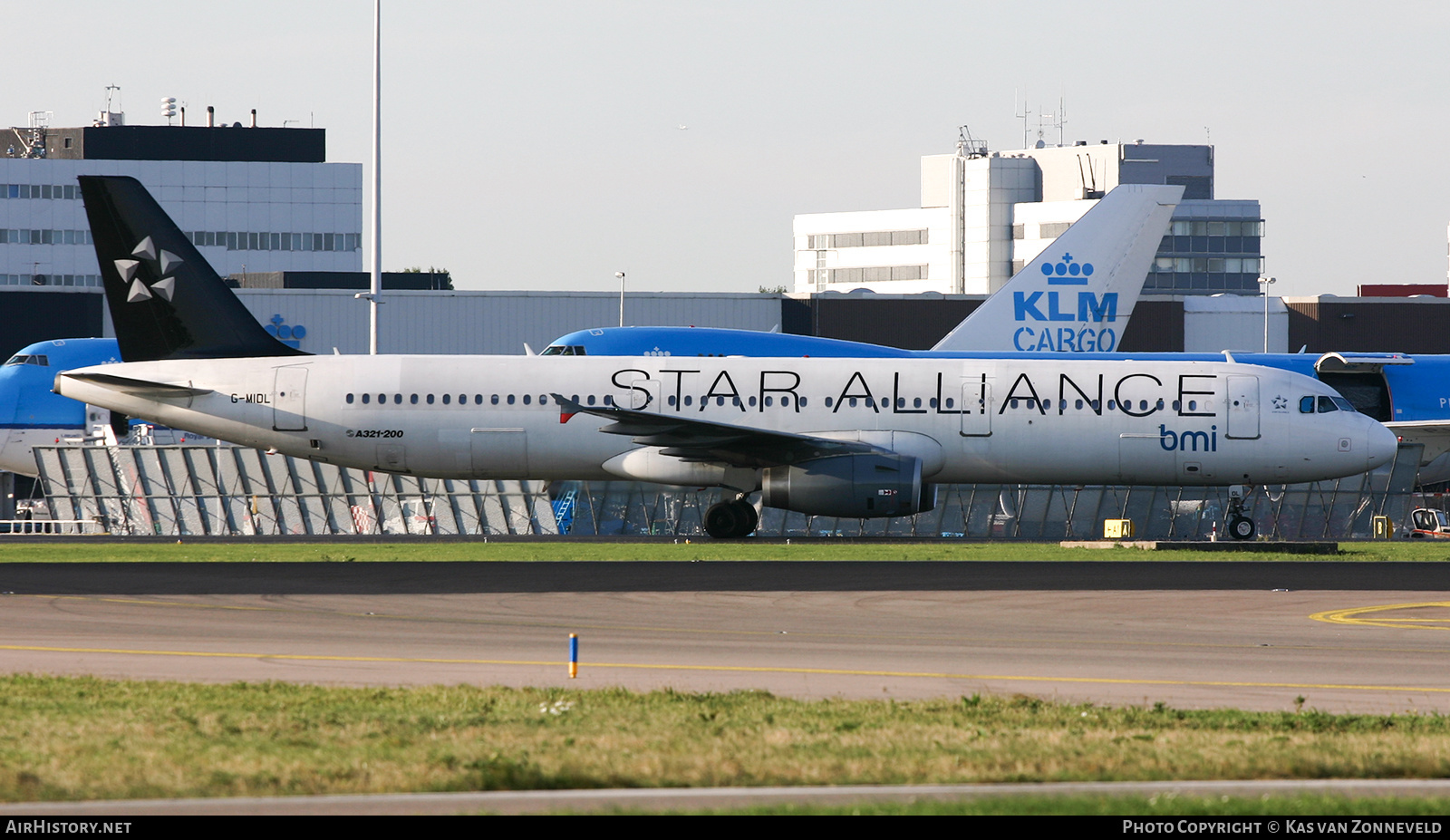 Aircraft Photo of G-MIDL | Airbus A321-231 | BMI - British Midland International | AirHistory.net #433646