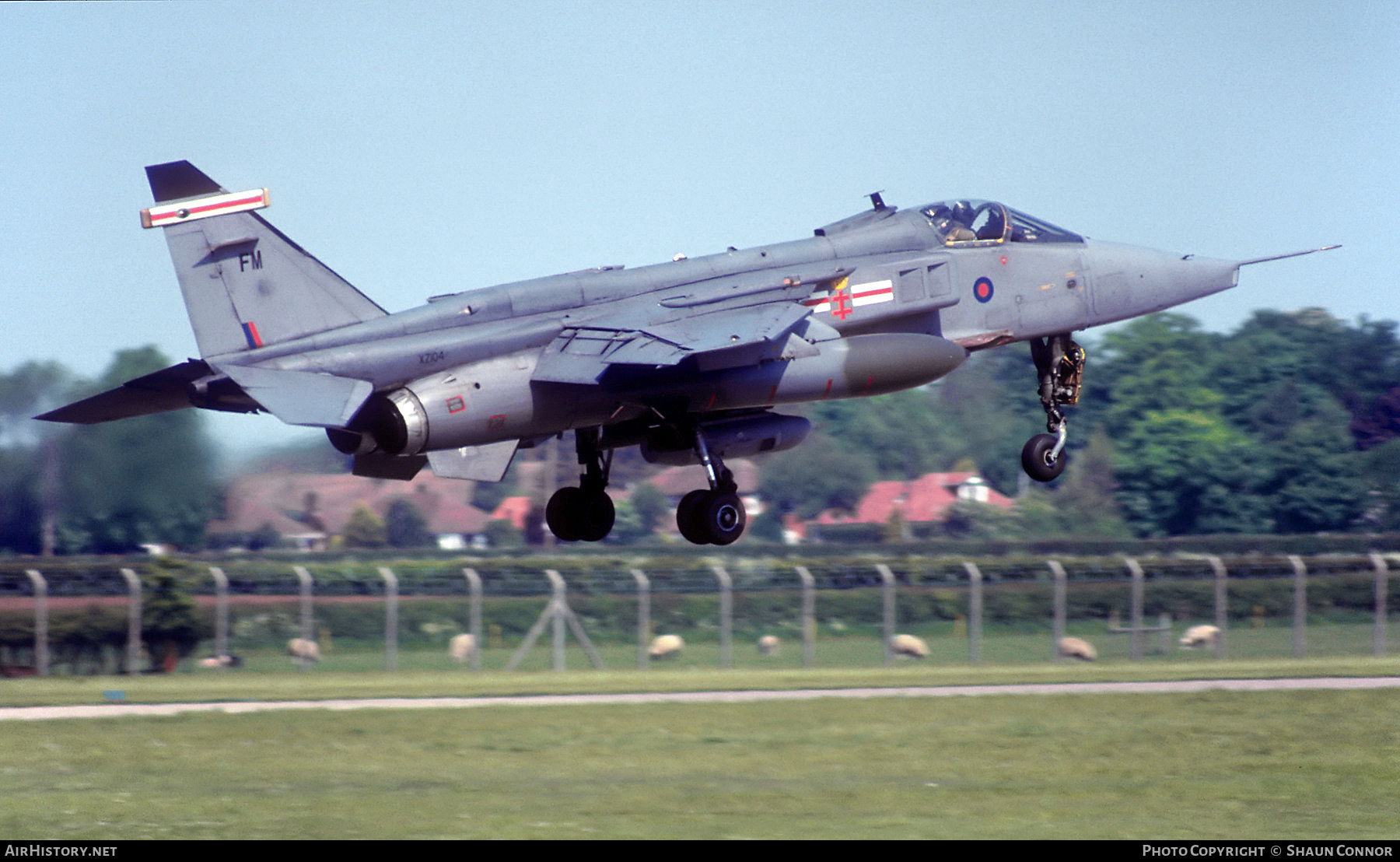 Aircraft Photo of XZ104 | Sepecat Jaguar GR3A | UK - Air Force | AirHistory.net #433680