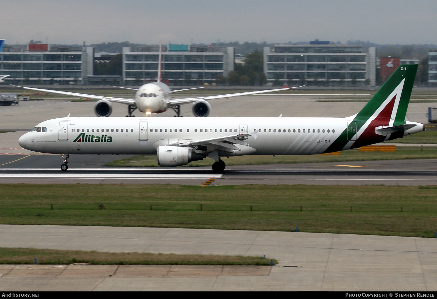 Aircraft Photo of EI-IXH | Airbus A321-112 | Alitalia | AirHistory.net #433759