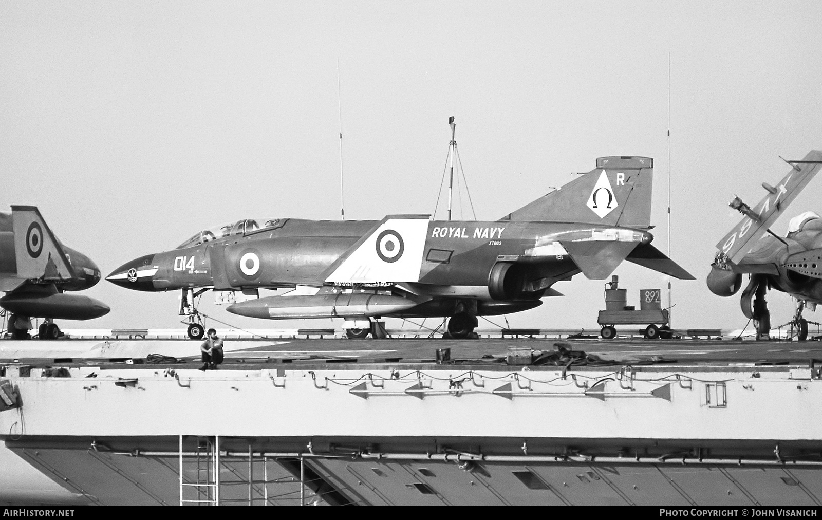Aircraft Photo of XT863 | McDonnell Douglas F-4K Phantom FG1 | UK - Navy | AirHistory.net #433854