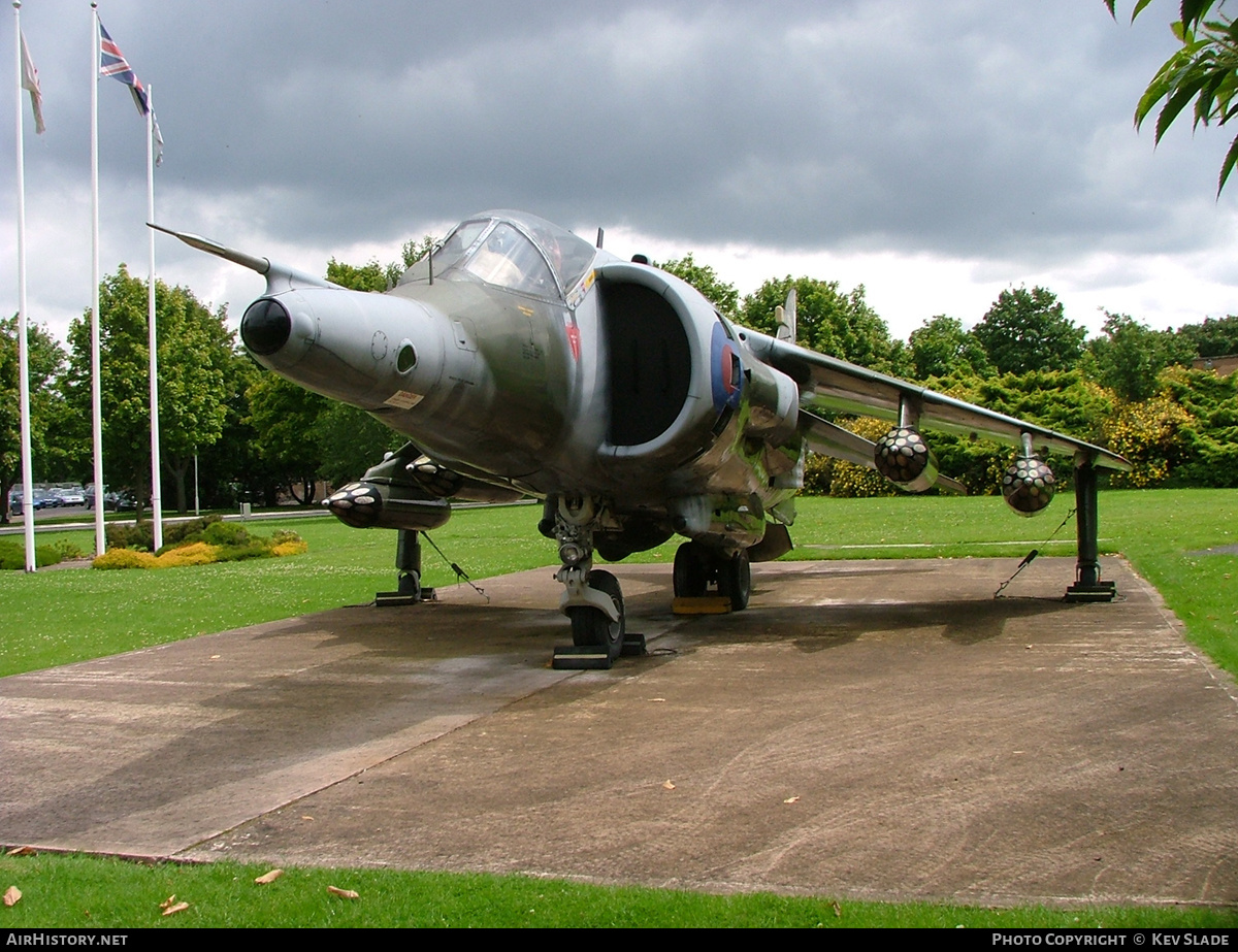 Aircraft Photo of XZ971 | Hawker Siddeley Harrier GR3 | UK - Air Force | AirHistory.net #433940