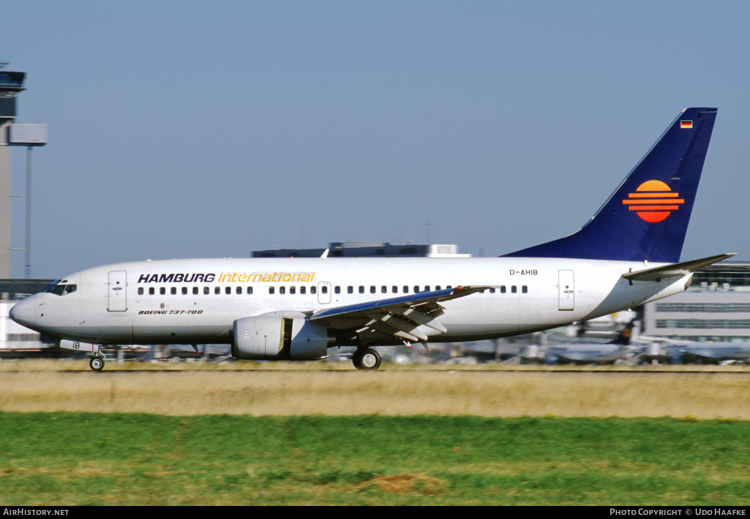 Aircraft Photo of D-AHIB | Boeing 737-73S | Hamburg International | AirHistory.net #434013