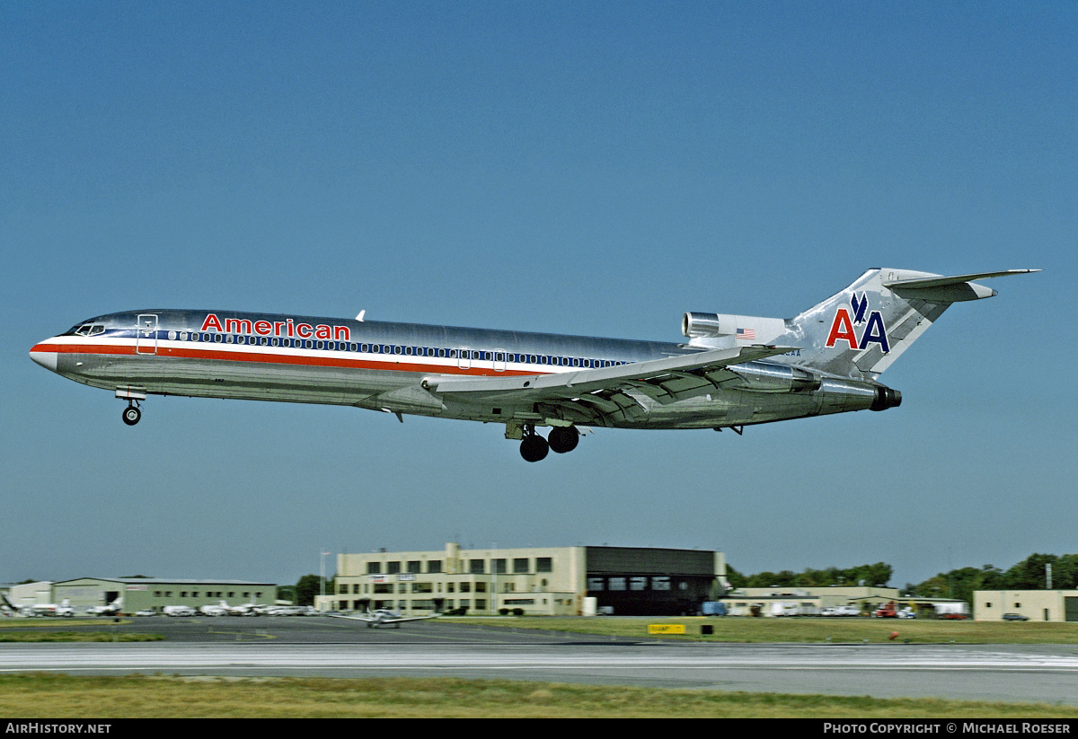 Aircraft Photo of N892AA | Boeing 727-223/Adv | American Airlines | AirHistory.net #434036