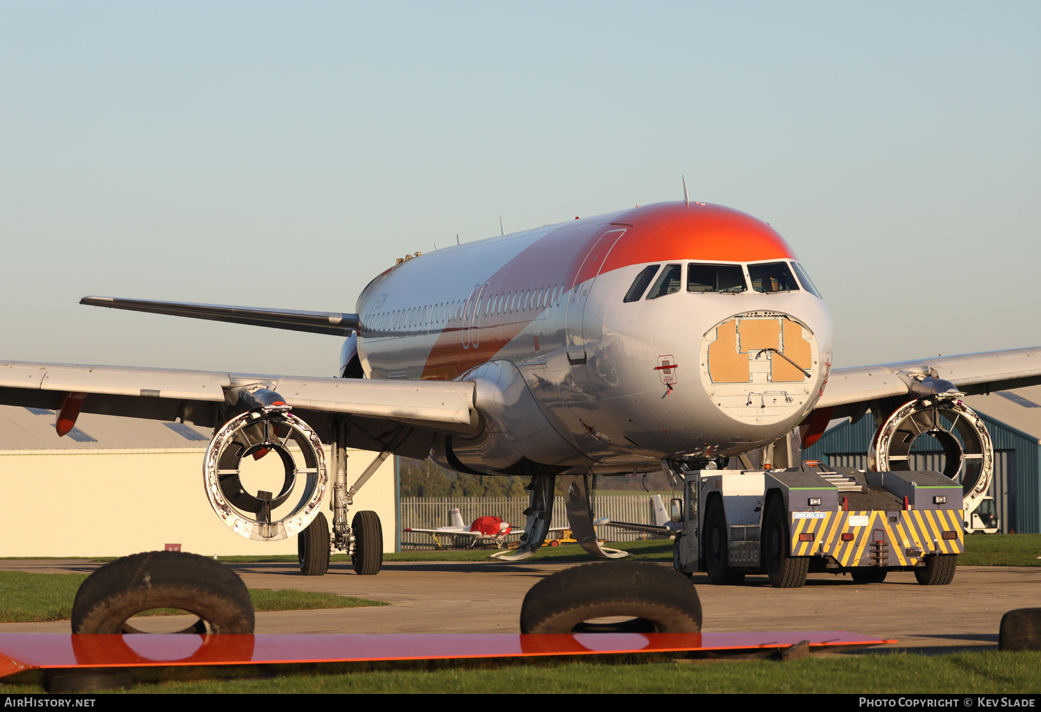 Aircraft Photo of G-EZIH | Airbus A319-111 | AirHistory.net #434052