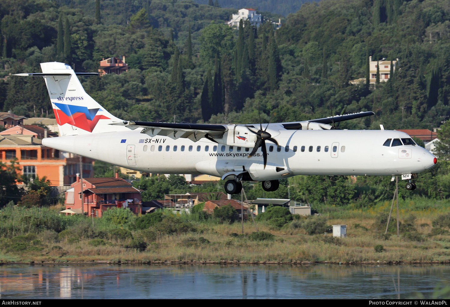 Aircraft Photo of SX-NIV | ATR ATR-72-500 (ATR-72-212A) | Sky Express | AirHistory.net #434147