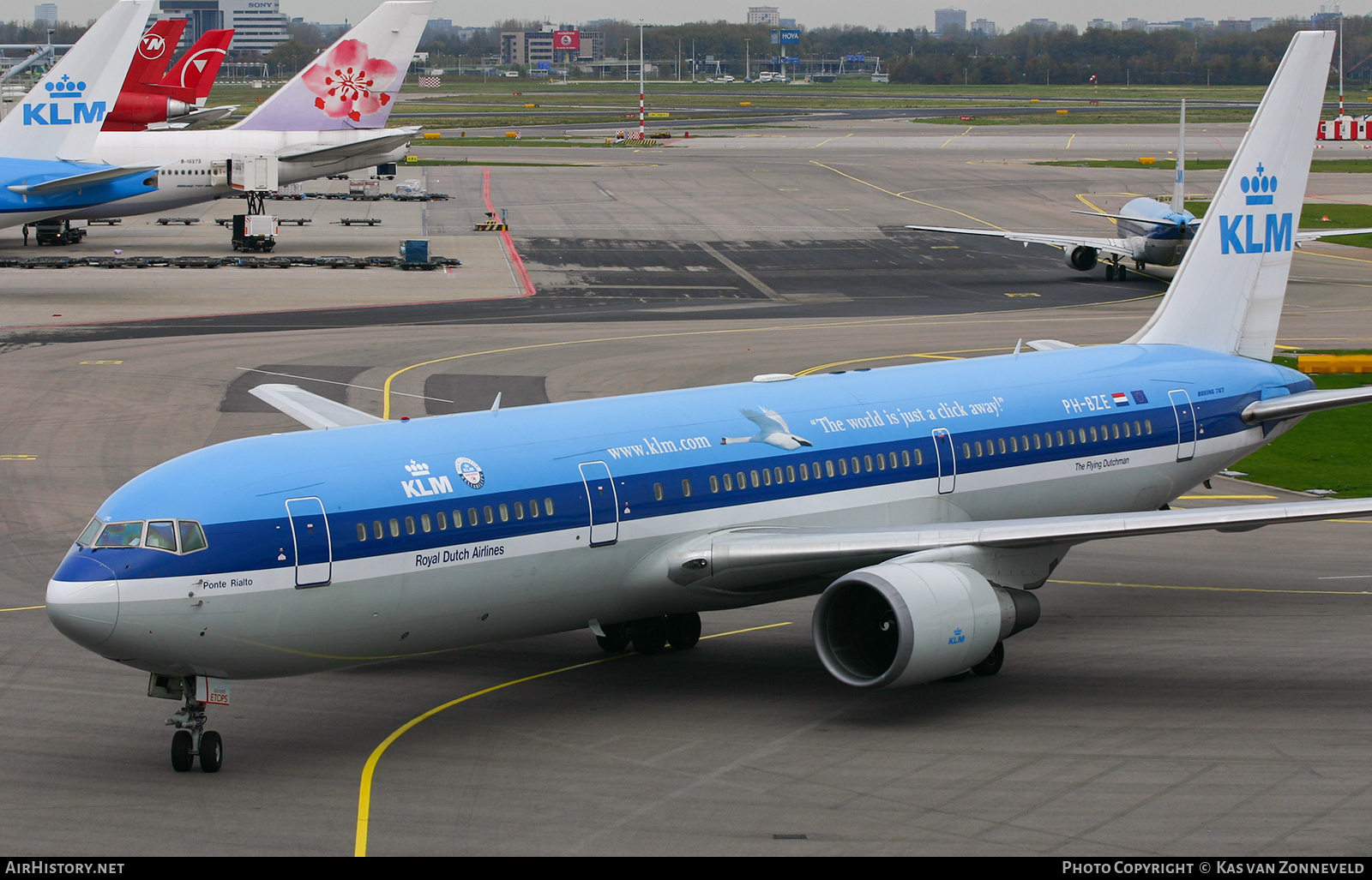 Aircraft Photo of PH-BZE | Boeing 767-306/ER | KLM - Royal Dutch Airlines | AirHistory.net #434290