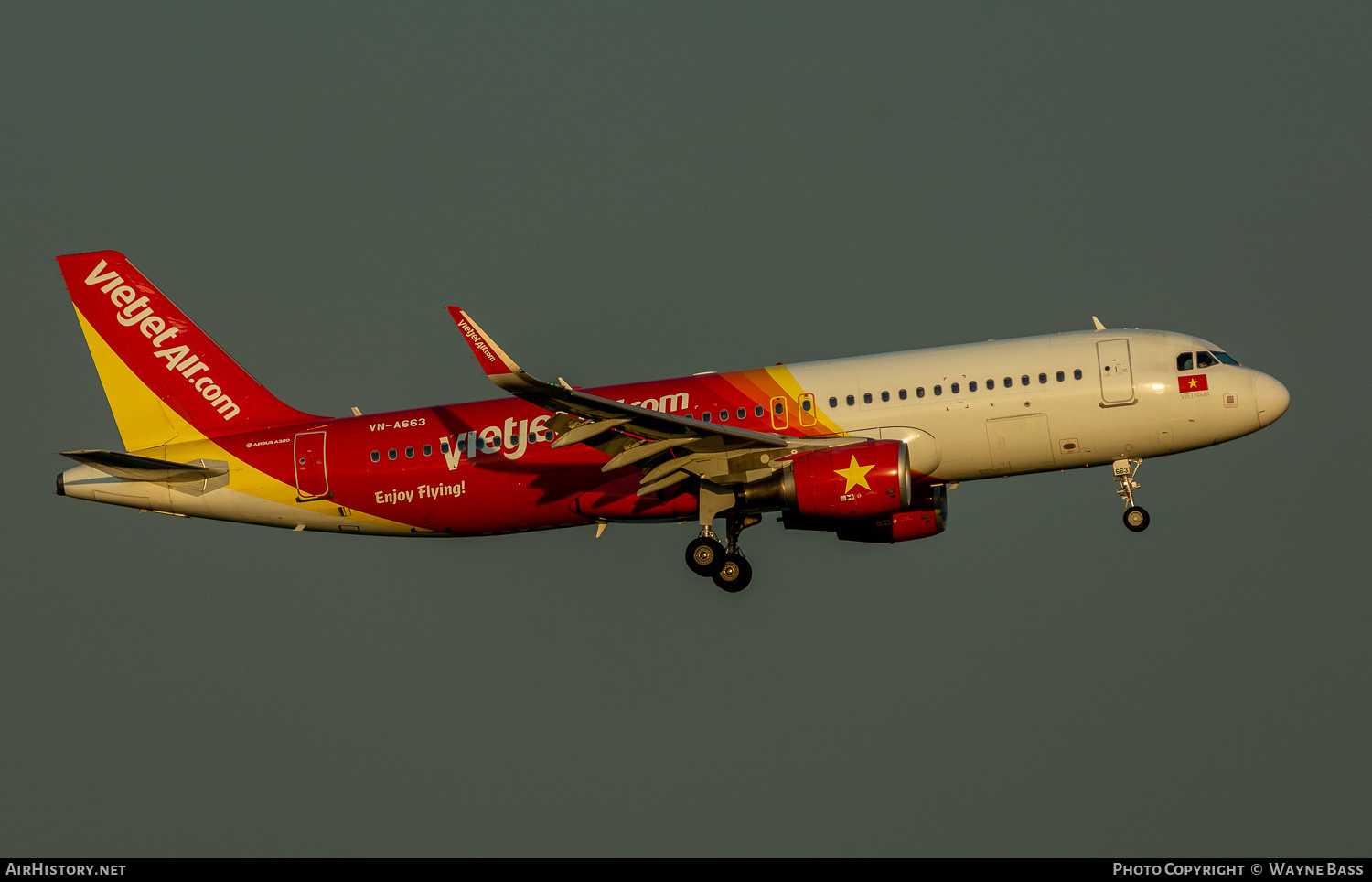 Aircraft Photo of VN-A663 | Airbus A320-214 | VietJet Air | AirHistory.net #434302