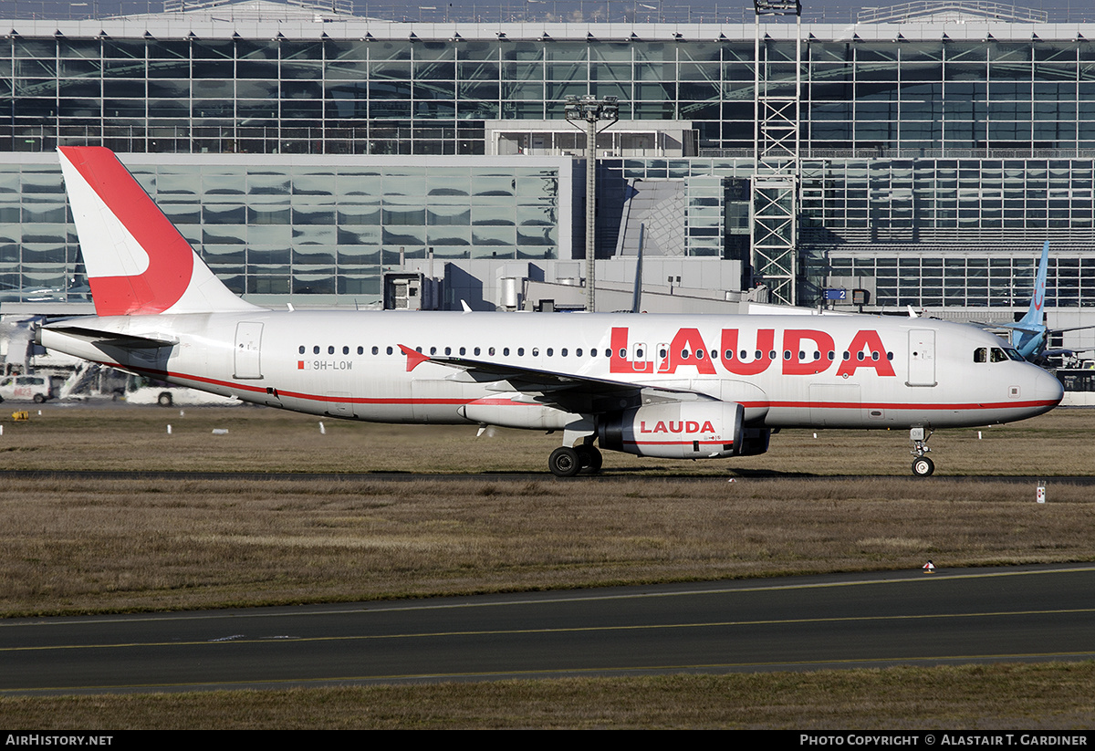 Aircraft Photo of 9H-LOW | Airbus A320-233 | Lauda | AirHistory.net #434382
