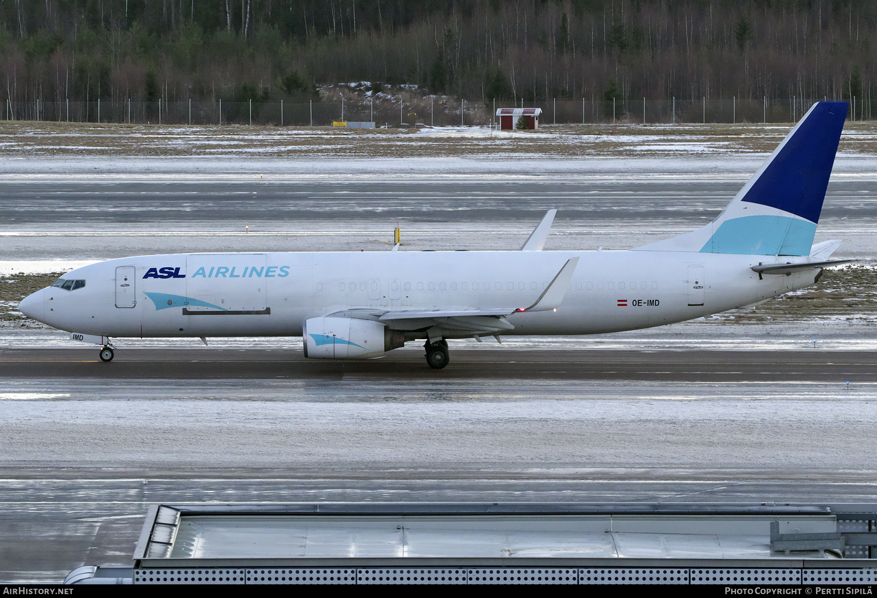 Aircraft Photo of OE-IMD | Boeing 737-83N(BCF) | ASL Airlines | AirHistory.net #434511
