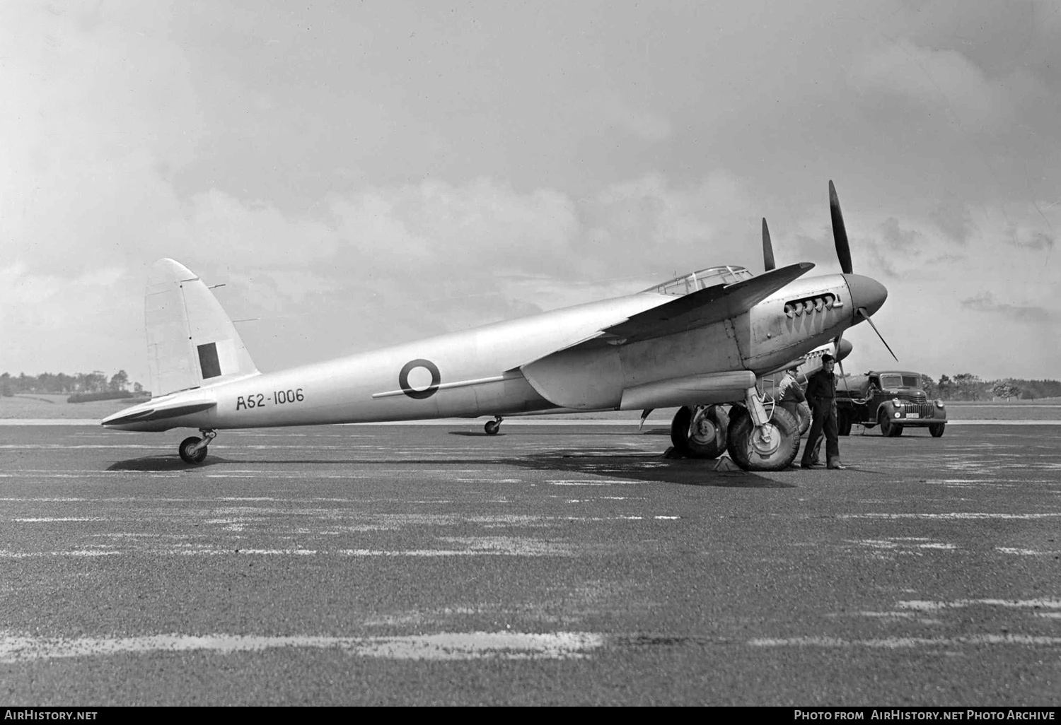 Aircraft Photo of A52-1006 | De Havilland D.H. 98 Mosquito T3 | Australia - Air Force | AirHistory.net #434629
