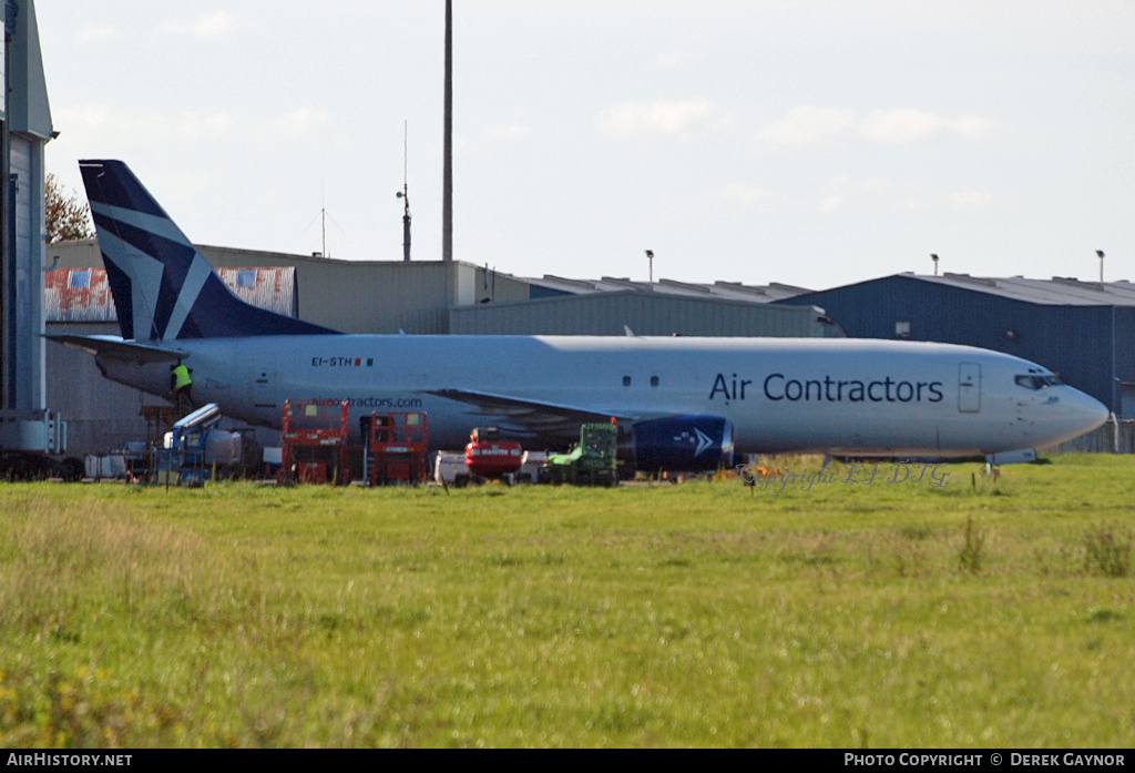 Aircraft Photo of EI-STH | Boeing 737-429 | Air Contractors | AirHistory.net #434827