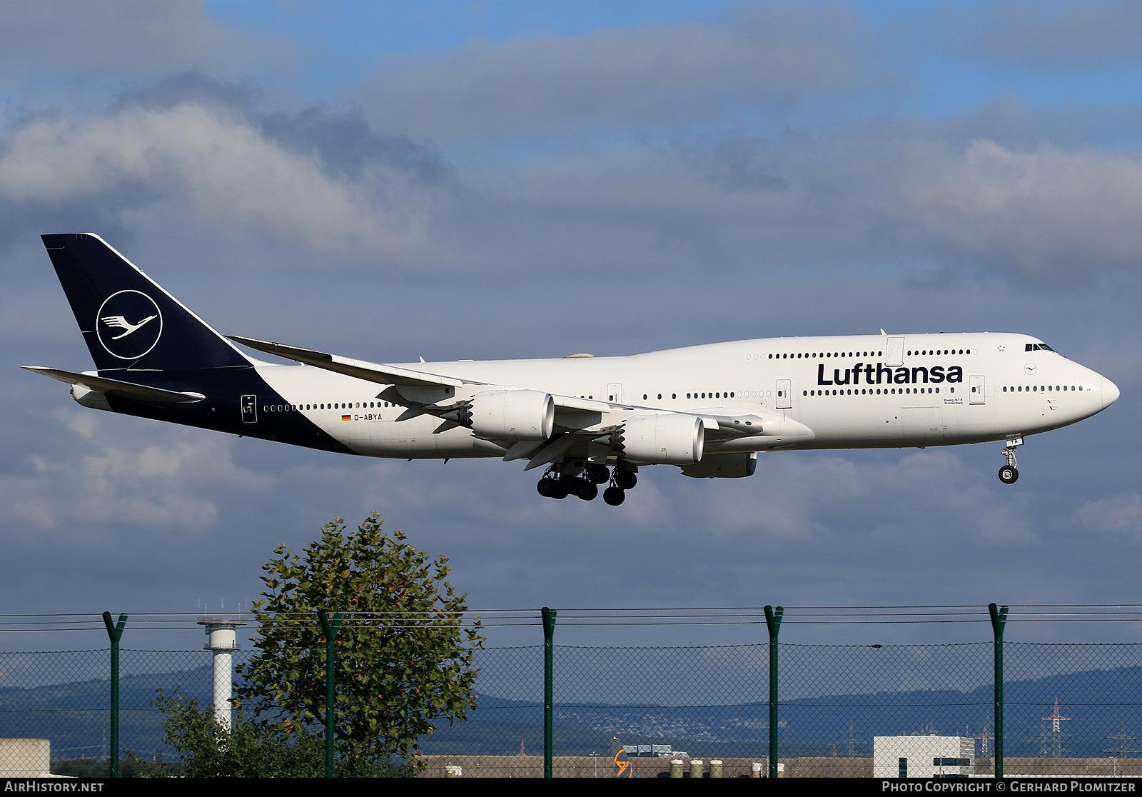 Aircraft Photo of D-ABYA | Boeing 747-830 | Lufthansa | AirHistory.net #434998