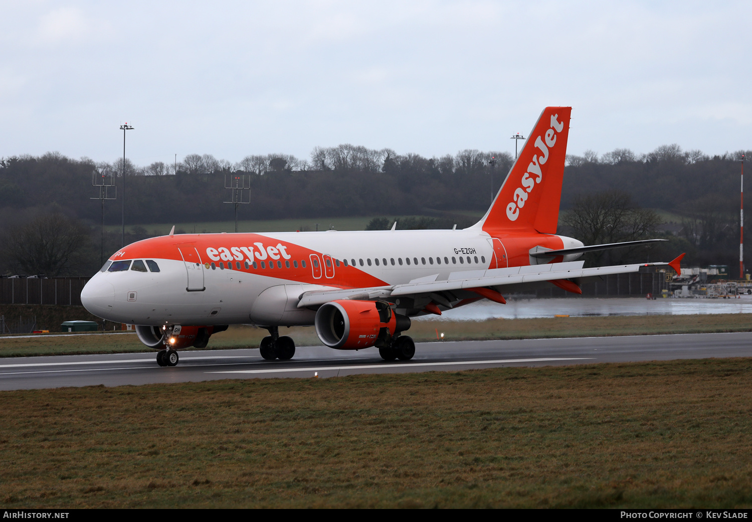 Aircraft Photo of G-EZGH | Airbus A319-111 | EasyJet | AirHistory.net #435020