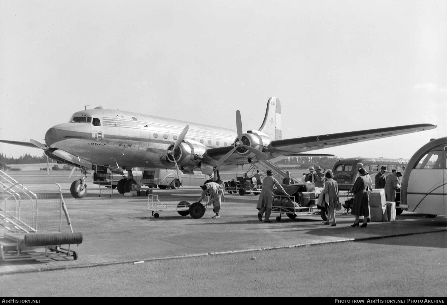 Aircraft Photo of PH-TLW | Douglas C-54A Skymaster | KLM - Koninklijke Luchtvaart Maatschappij | AirHistory.net #435244