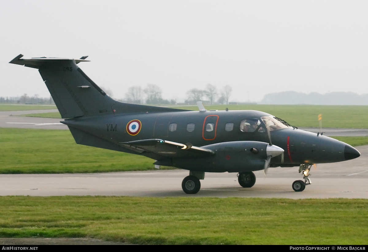 Aircraft Photo of 095 | Embraer EMB-121AA Xingu | France - Air Force | AirHistory.net #435306